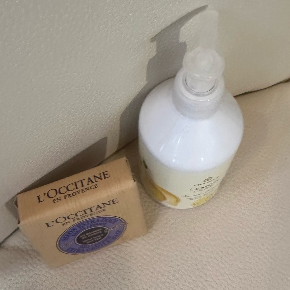 Thymes Lotion NWT Lemon Leaf Pump & L’Occitane Shea Lavender Bar Soap Set - Picture 4 of 5